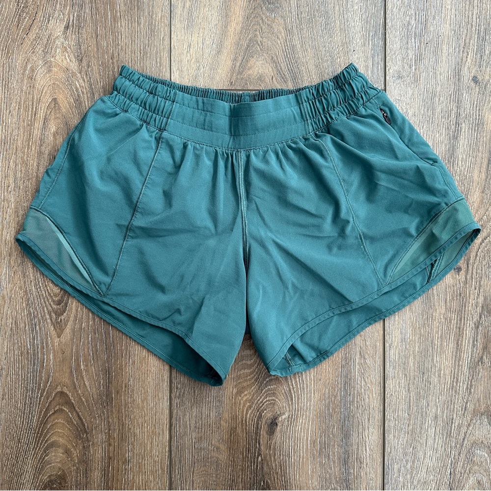 lululemon hotty hot shorts size 4 tall